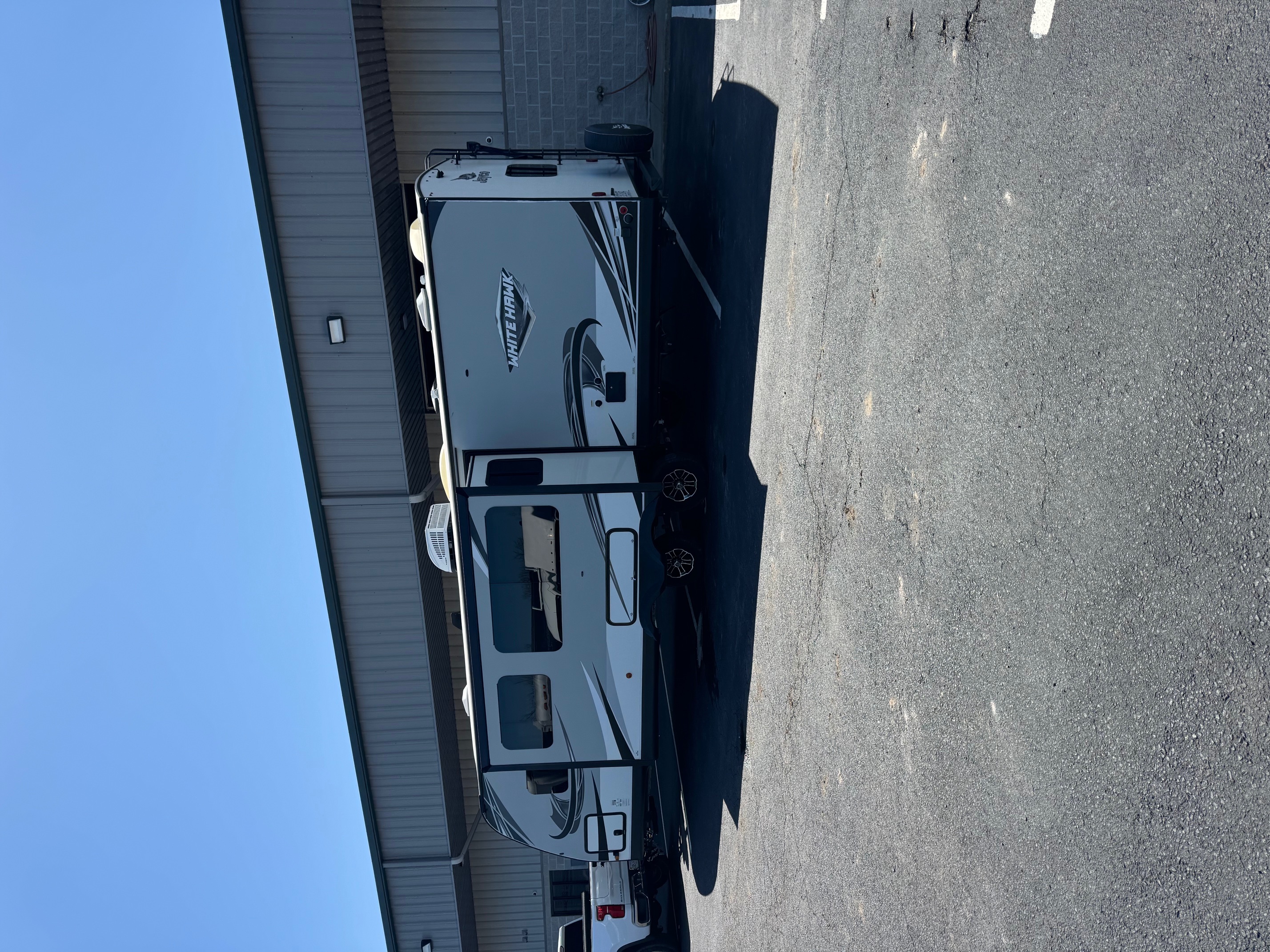 Jayco Whitehawk 29BH rental view 2 - Neptune Trailer Rentals Virginia Beach